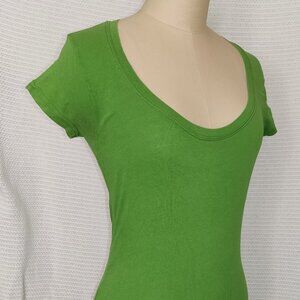 Wet Seal Green Short Sleeve Scoop neck T-shirt Top